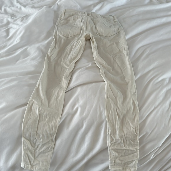 BEBE off white back hardware size 26 jeans - Picture 2 of 5